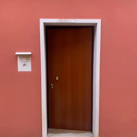 With Court Center Historical Center