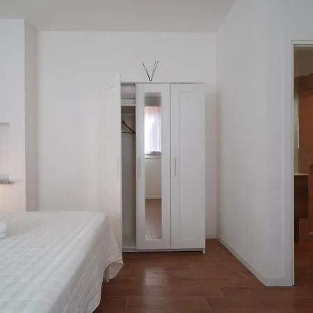 Apartman With Court Center Historical Center Velence