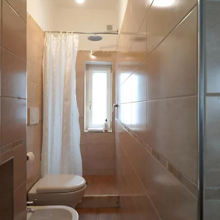 With Court Center Historical Center Apartman